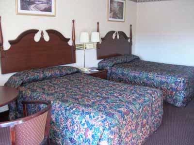 Red Carpet Inn & Suites Carneys Point/Wilmington Extérieur photo