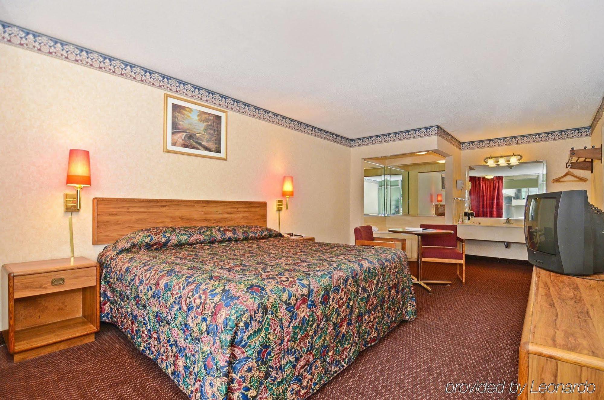 Red Carpet Inn & Suites Carneys Point/Wilmington Extérieur photo